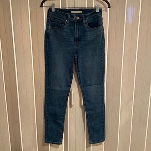 Levi’s skinny jeans